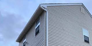 Best Vinyl Siding Installation  in Lyndonville, VT